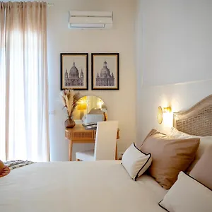 https://bb-due-passi-dal-mare.sicilyhotelsitaly.net